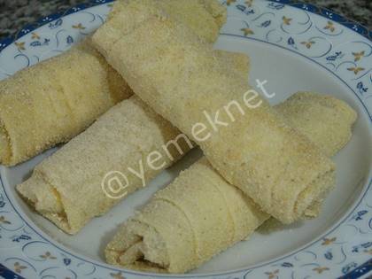 Beşamel Soslu Mantarlı Börek